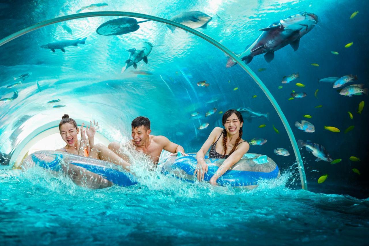 Resorts World Sentosa - Hotel Сингапур Екстериор снимка The Ocean Park AquaTube
