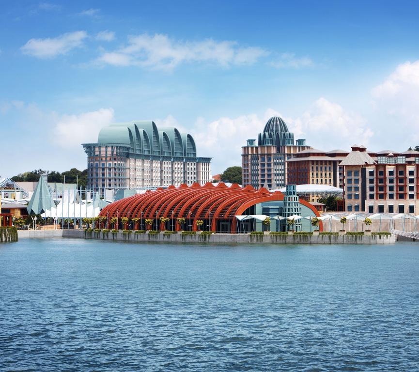 Resorts World Sentosa - Hotel Сингапур Екстериор снимка Marina Bay Sands