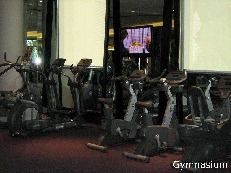 Resorts World Sentosa - Hotel Сингапур Екстериор снимка The gym